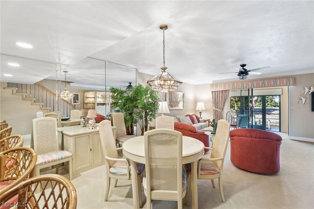 Image 3 of property listing at 1109 SE 40th ST 106, Cape Coral, FL 33904