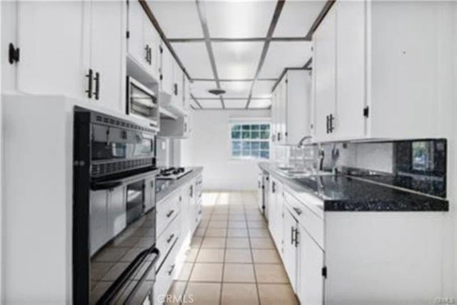 15235 La Maida, Sherman Oaks, CA 91403
