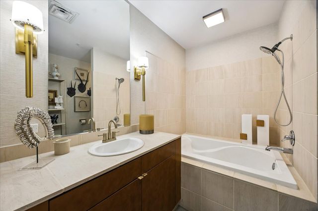 1401 Calumet Street 508, Houston, TX 77004