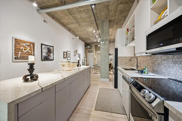 1401 Calumet Street 508, Houston, TX 77004