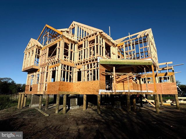 127 E DELMAR AVE, Linwood, NJ 08221