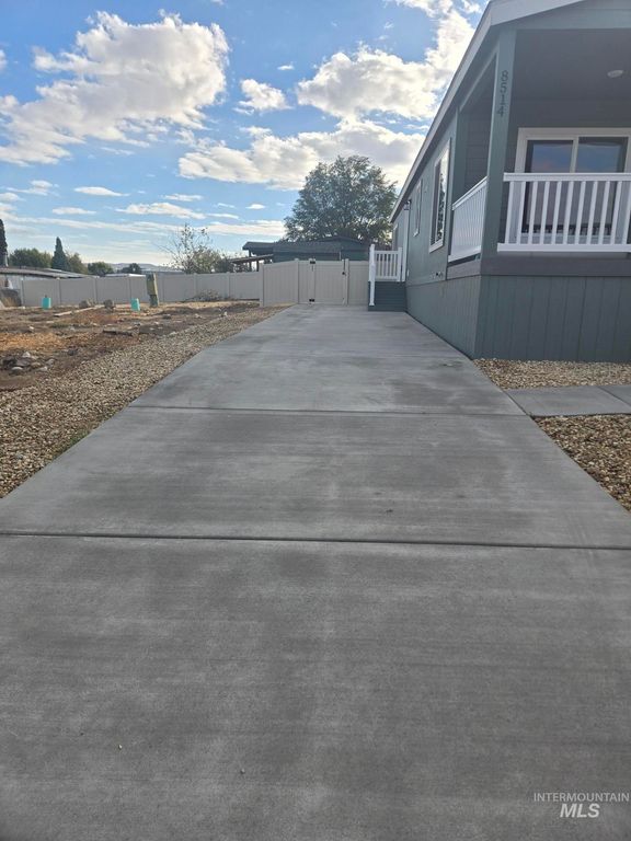 8514 Blue Hill 175, Boise, ID 83716 photo 3