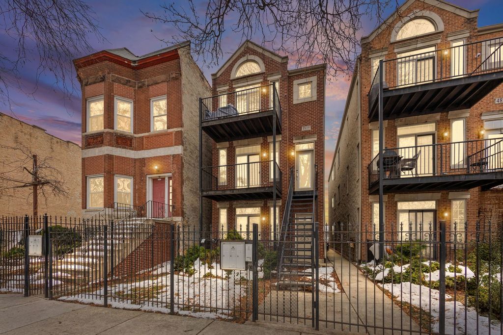 4809 S Wabash Avenue 1, Chicago, IL 60615