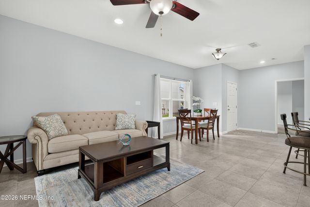 2378 CANEY OAKS Drive, Jacksonville, FL 32218