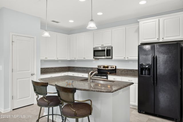 2378 CANEY OAKS Drive, Jacksonville, FL 32218