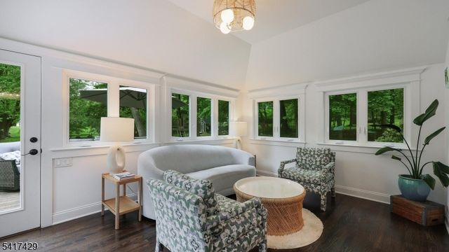 150 Seney Dr, Bernardsville Boro, NJ 07924
