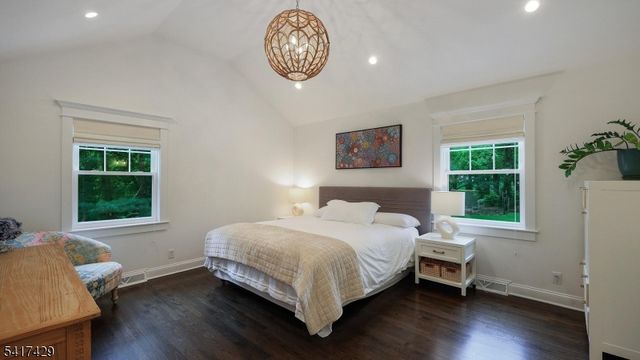 150 Seney Dr, Bernardsville Boro, NJ 07924