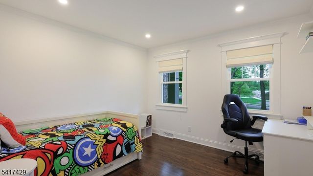 150 Seney Dr, Bernardsville Boro, NJ 07924