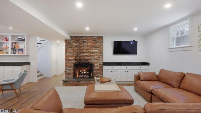 150 Seney Dr, Bernardsville Boro, NJ 07924
