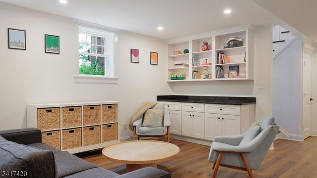 150 Seney Dr, Bernardsville Boro, NJ 07924