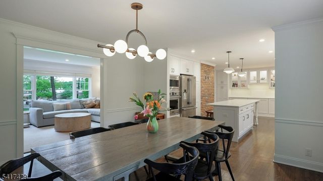 150 Seney Dr, Bernardsville Boro, NJ 07924