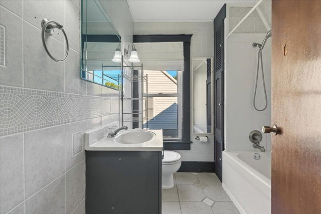 907 W High Street, Mount Vernon, OH 43050