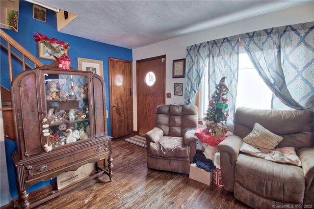 250 Wall Street, Waterbury, CT 06704