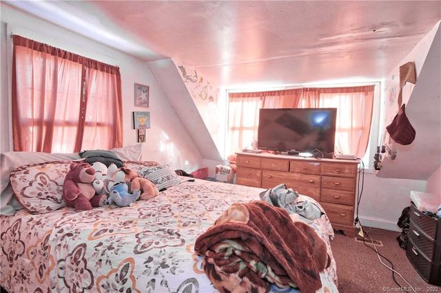 250 Wall Street, Waterbury, CT 06704
