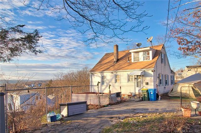 250 Wall Street, Waterbury, CT 06704