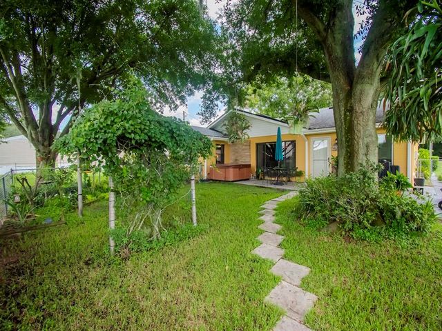 427 LONGFELLOW BOULEVARD, Lakeland, FL 33801