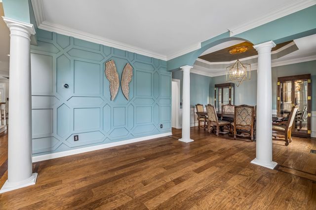 1018 Heritage Woods Dr, Hendersonville, TN 37075
