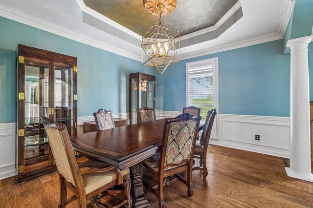 1018 Heritage Woods Dr, Hendersonville, TN 37075