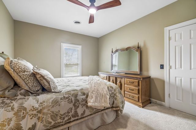1018 Heritage Woods Dr, Hendersonville, TN 37075