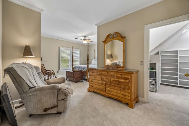 1018 Heritage Woods Dr, Hendersonville, TN 37075