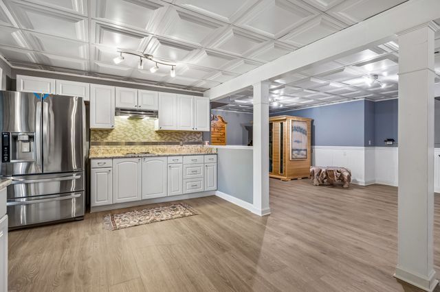 1018 Heritage Woods Dr, Hendersonville, TN 37075