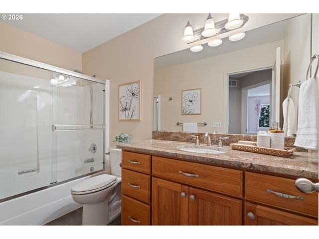 13852 TAYLORS CREST Ln, Lake Oswego, OR 97035