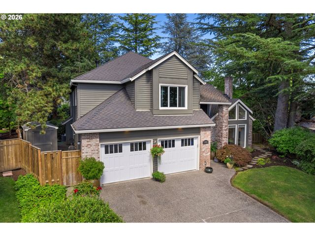 13852 TAYLORS CREST Ln, Lake Oswego, OR 97035