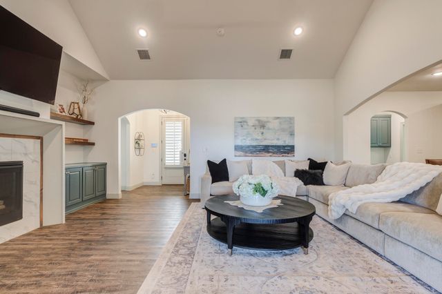 13501 Norfolk Avenue, Lubbock, TX 79423