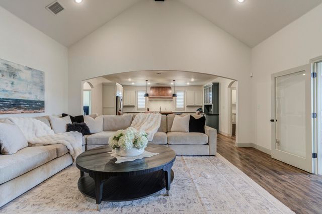 13501 Norfolk Avenue, Lubbock, TX 79423