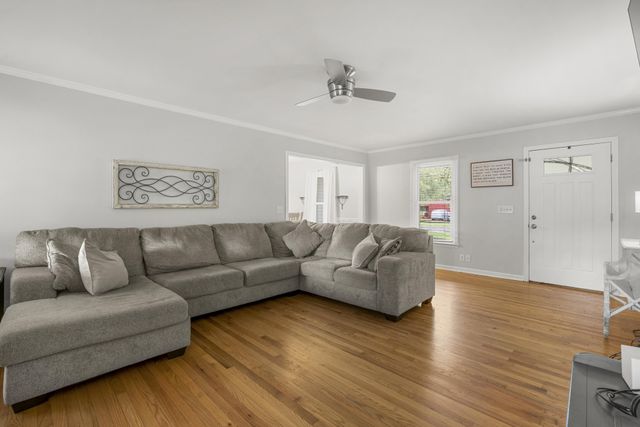 249 Walnut Grove Rd, Christiana, TN 37037