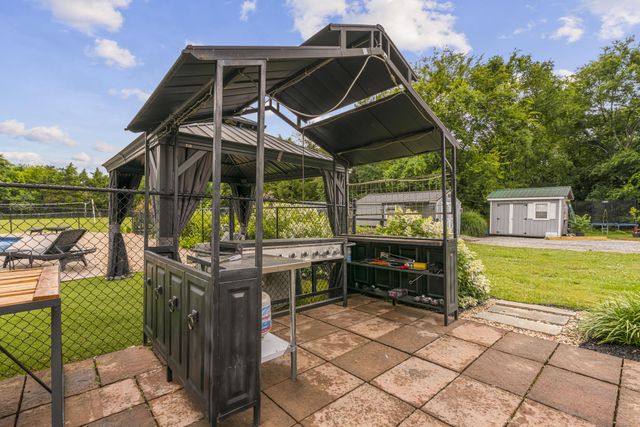 249 Walnut Grove Rd, Christiana, TN 37037
