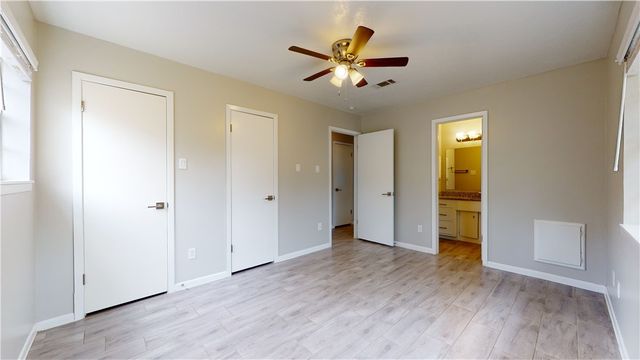 3923 Olive B, Bryan, TX 77801