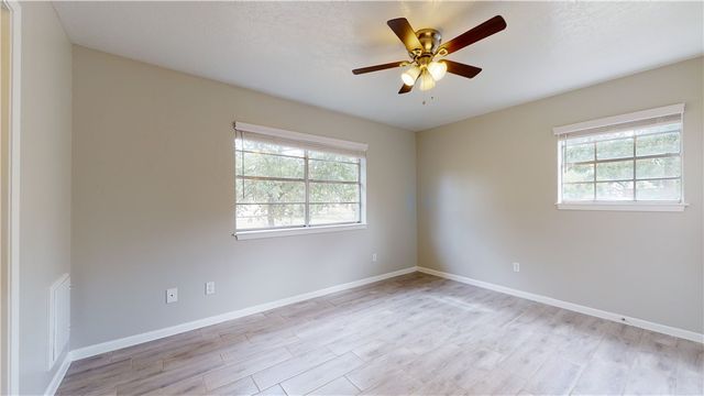 3923 Olive B, Bryan, TX 77801