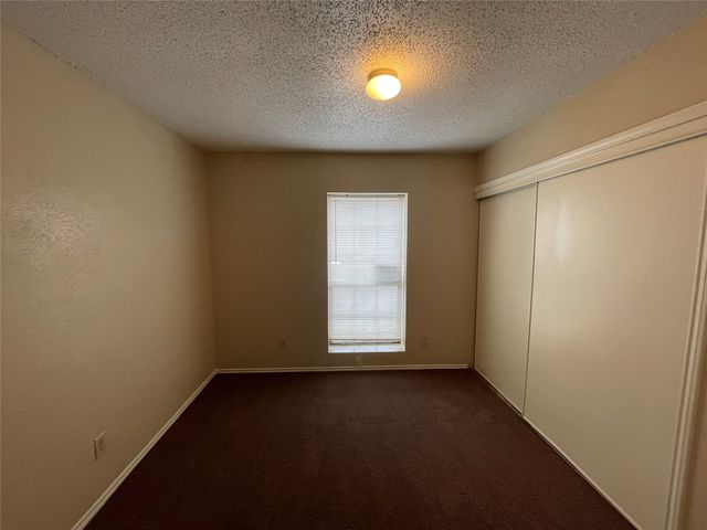 864 Brockden Drive, Mesquite, TX 75149