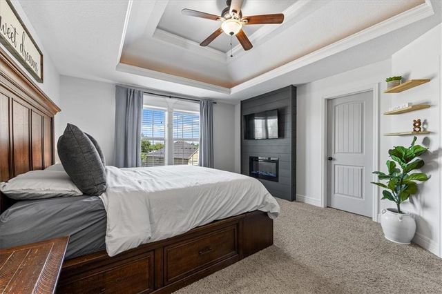 806 154th Circle, Basehor, KS 66007