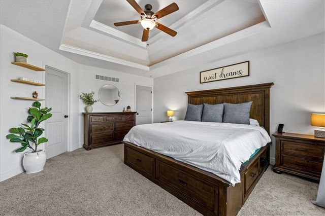 806 154th Circle, Basehor, KS 66007