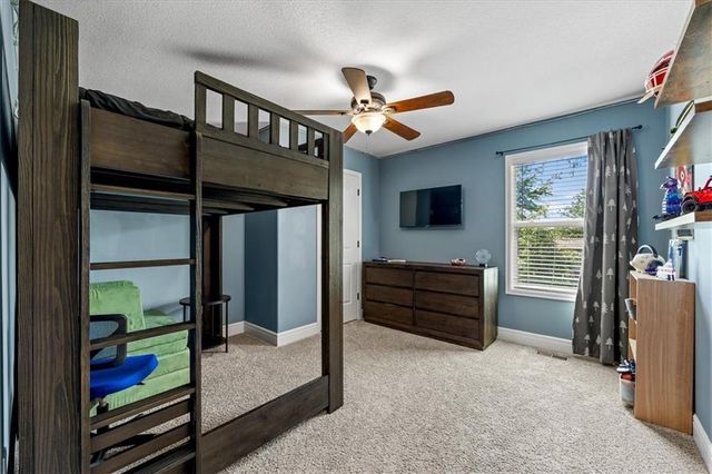 806 154th Circle, Basehor, KS 66007