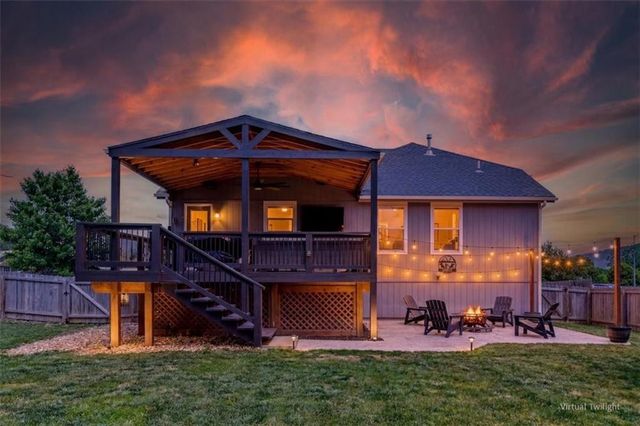 806 154th Circle, Basehor, KS 66007