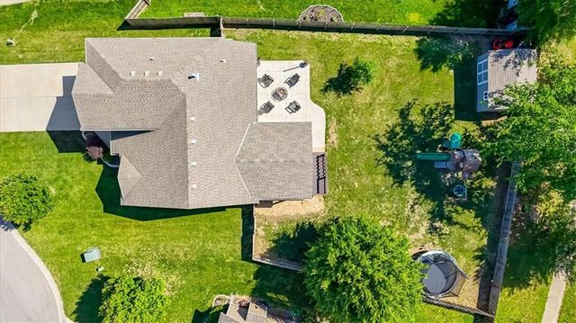 806 154th Circle, Basehor, KS 66007