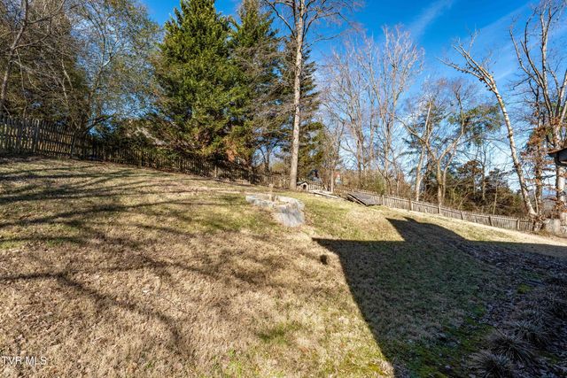 3407 Bondwood Circle, Johnson City, TN 37604