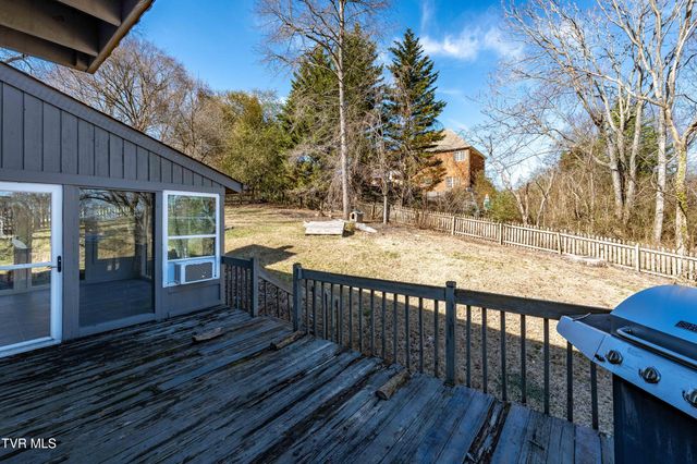 3407 Bondwood Circle, Johnson City, TN 37604