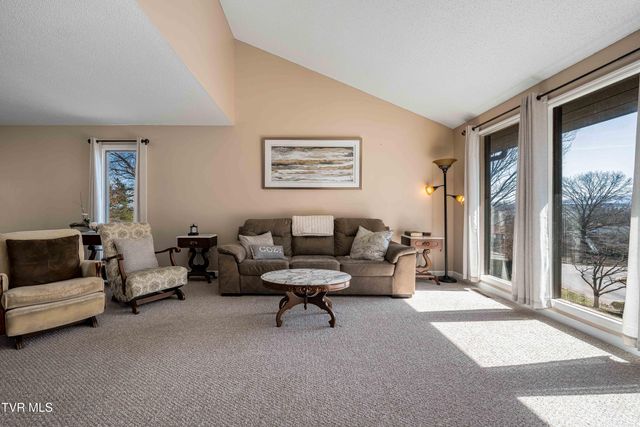 3407 Bondwood Circle, Johnson City, TN 37604