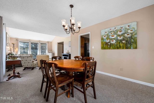 3407 Bondwood Circle, Johnson City, TN 37604