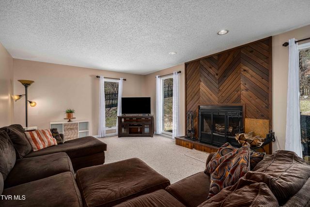 3407 Bondwood Circle, Johnson City, TN 37604