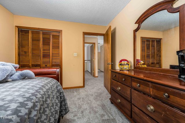 3407 Bondwood Circle, Johnson City, TN 37604