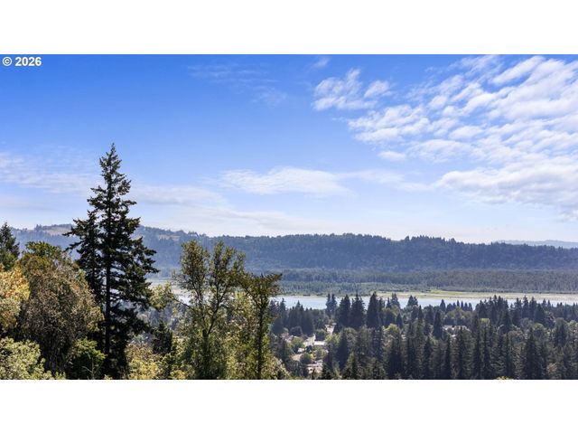 803 N V St, Washougal, WA 98671
