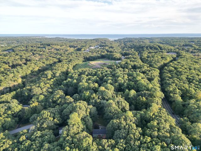 4 Green Valley Lake Road, Old Lyme, CT 06371