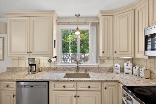 80 Roosevelt Road, Cotuit, MA 02635