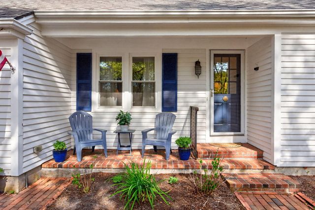80 Roosevelt Road, Cotuit, MA 02635