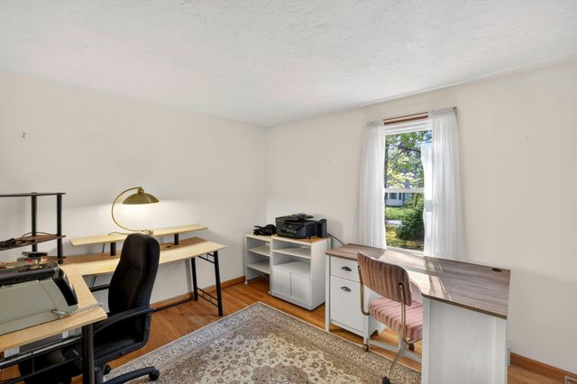 80 Roosevelt Road, Cotuit, MA 02635